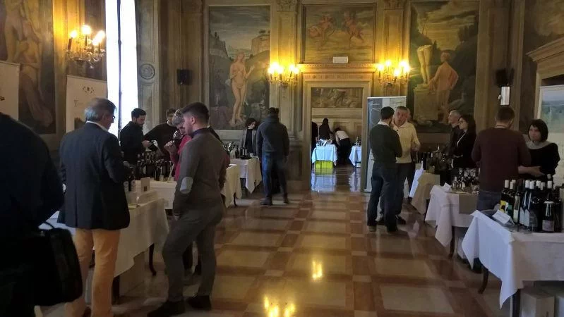 Bacco a Palazzo - the wine is visiting Ferrara