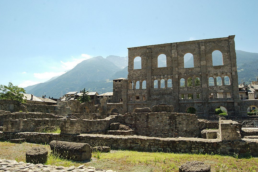 Visitare Teatro romano di Aosta
